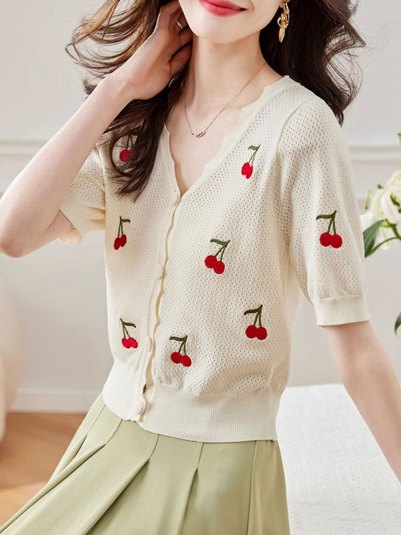 A Vintage Style Top with Delicate Timeless Details