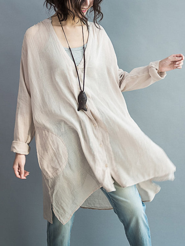 Classic Vintage Blouse with a Flattering Fit