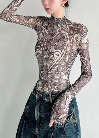 Well Tailored Shirt with a Graceful Silhouette