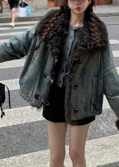 Elegantly Styled Jacket for Everyday Wear