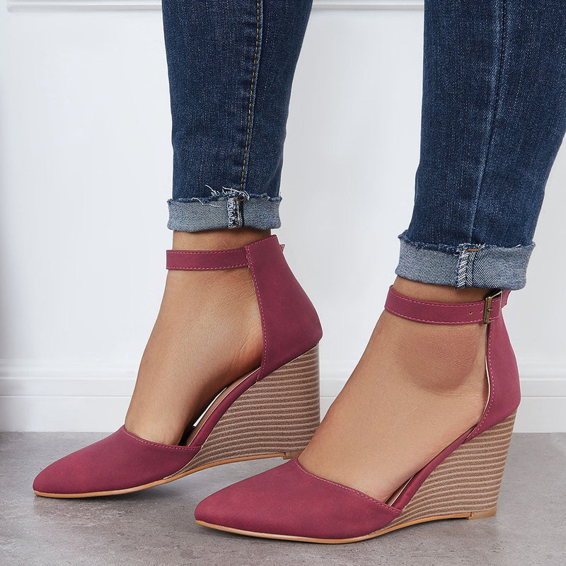 Graceful Orthopedic Pumps for Modern Look