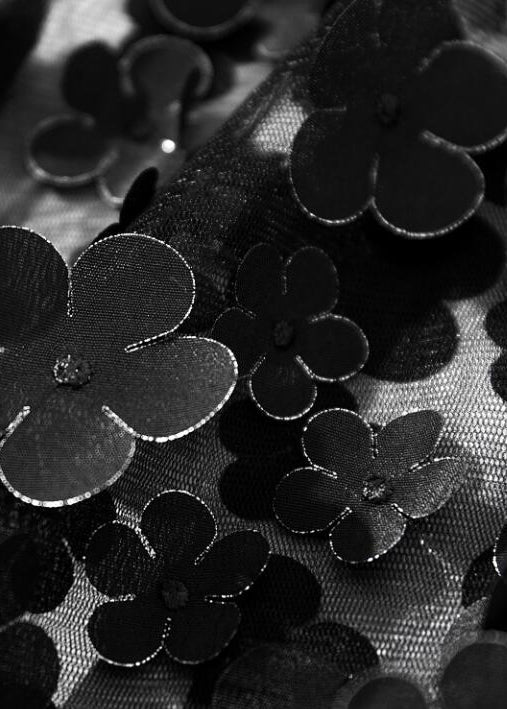 Effortlessly Elegant Garment with a Timeless Design