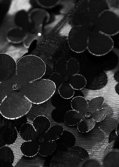 Effortlessly Elegant Garment with a Timeless Design