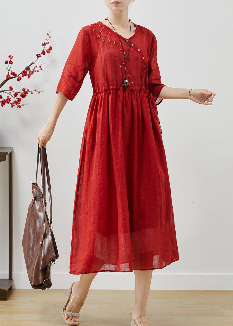 Well Tailored Dress with a Graceful Silhouette