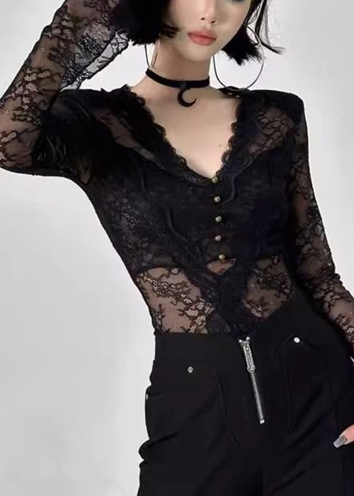 A Vintage Style Top with Delicate Timeless Details