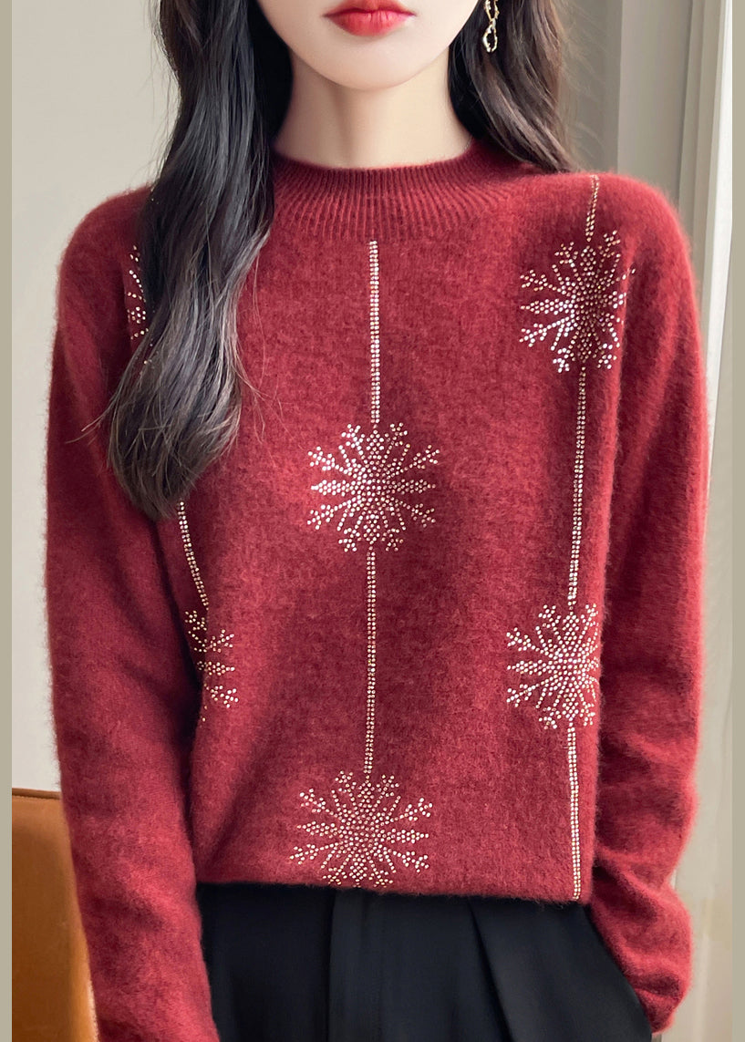 Classic Vintage Sweater with a Flattering Fit