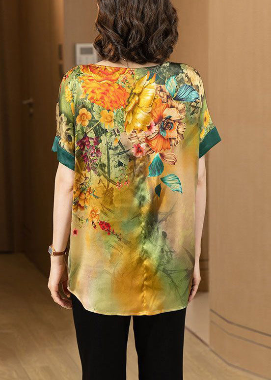 A Vintage Style Shirt with Delicate Timeless Details
