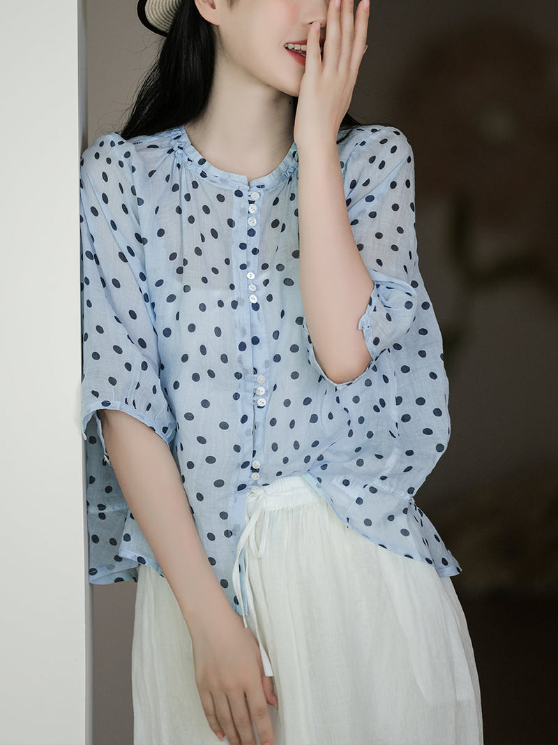 Well Tailored Cardigan with a Graceful Silhouette