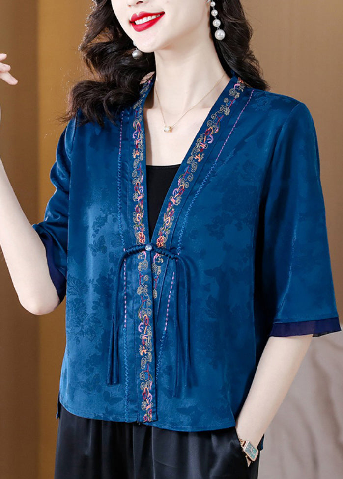 Elegantly Styled Shirt for Everyday Wear