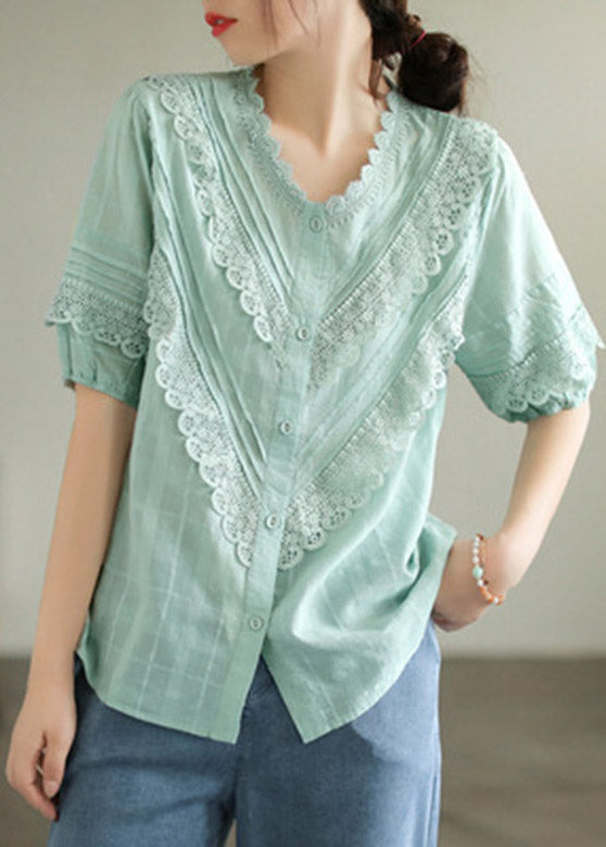 Sophisticated Shirt with a Clean Classic Look