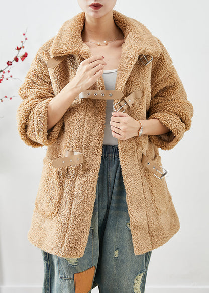 Gracefully Styled Coat for Any Occasion