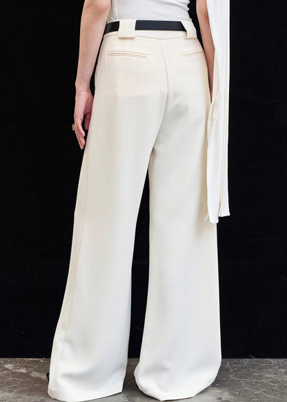 Beautifully Crafted Pants in a Classic Style