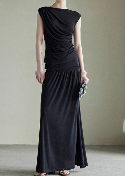 Well Tailored Garment with a Graceful Silhouette