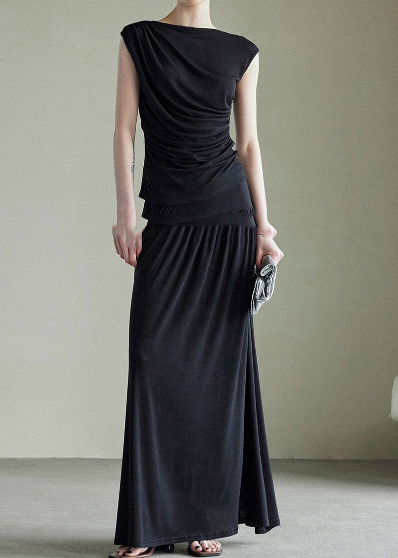 Well Tailored Garment with a Graceful Silhouette