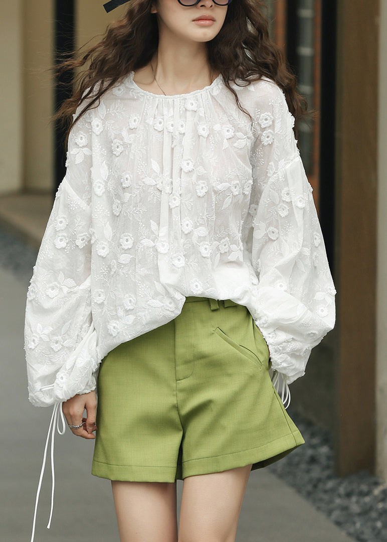 Effortlessly Elegant Shirt with a Timeless Design