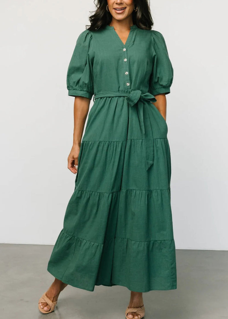 Classic Vintage Dress with a Flattering Fit