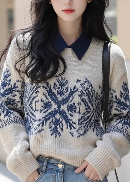Gracefully Styled Sweater for Any Occasion
