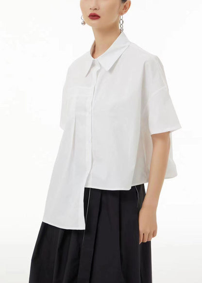 Beautifully Crafted Blouse in a Classic Style