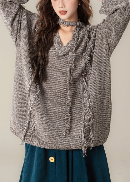Classic Vintage Sweater with a Flattering Fit