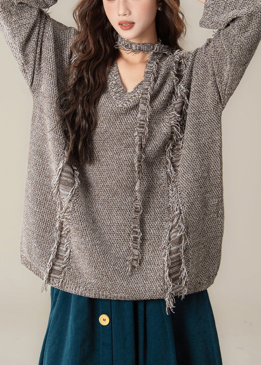 Classic Vintage Sweater with a Flattering Fit