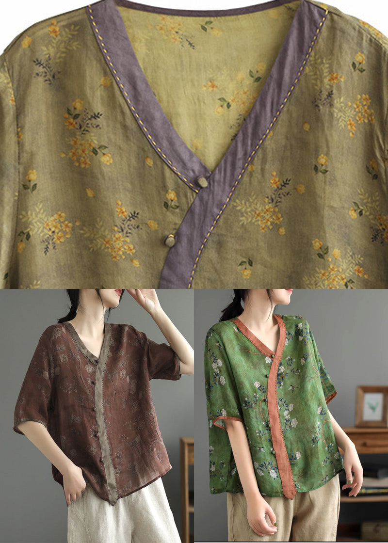 A Vintage Style Shirt with Delicate Timeless Details