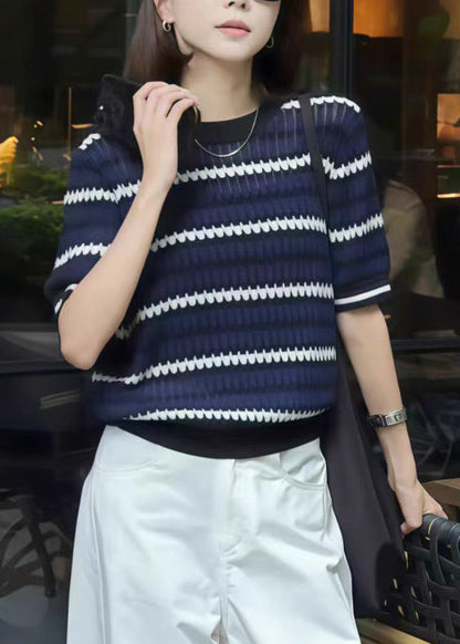 Effortlessly Elegant Top with a Timeless Design