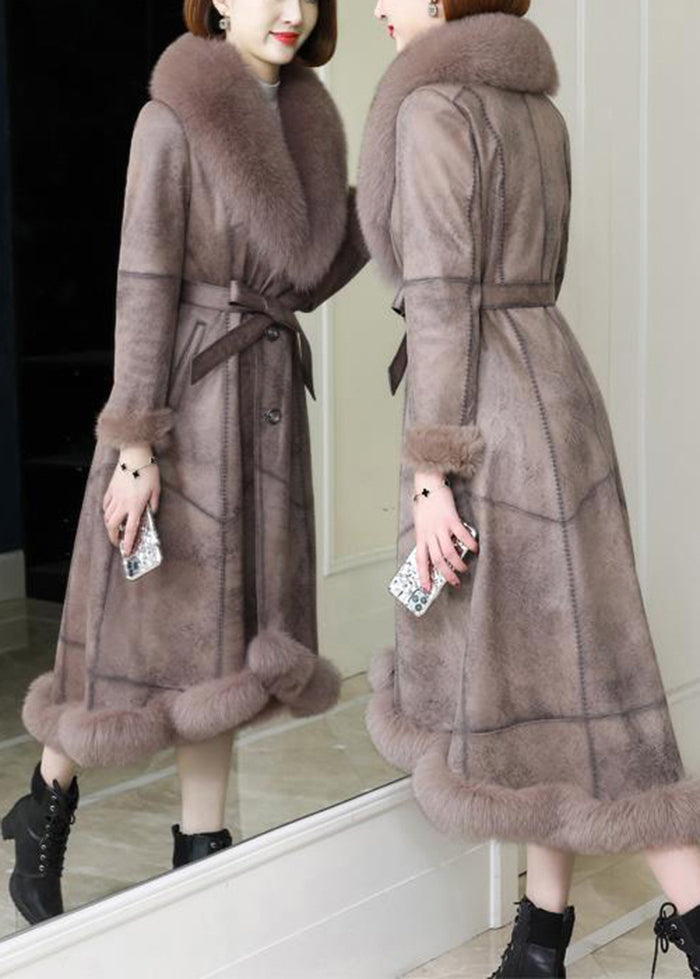 Classic Vintage Coat with a Flattering Fit