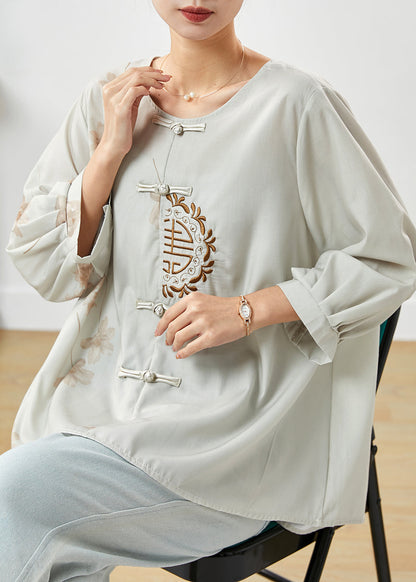 Classic Vintage Top with a Flattering Fit