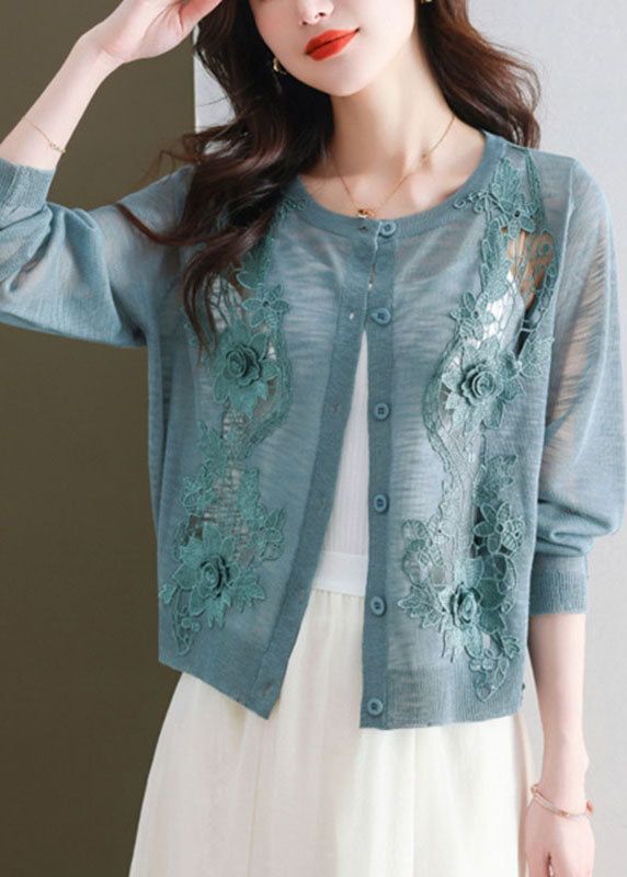 Effortlessly Elegant Cardigan with a Timeless Design