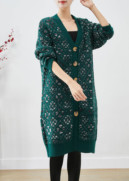 Well Tailored Coat with a Graceful Silhouette