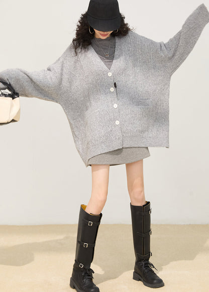Classic Vintage Cardigan with a Flattering Fit