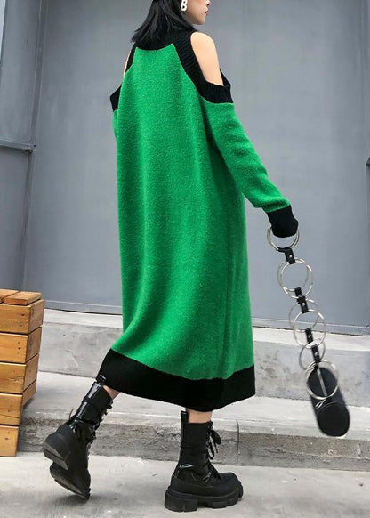 Classic Vintage Sweater with a Flattering Fit