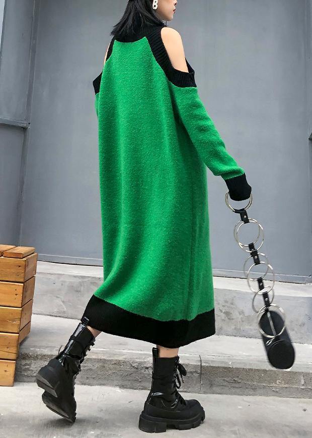Classic Vintage Sweater with a Flattering Fit