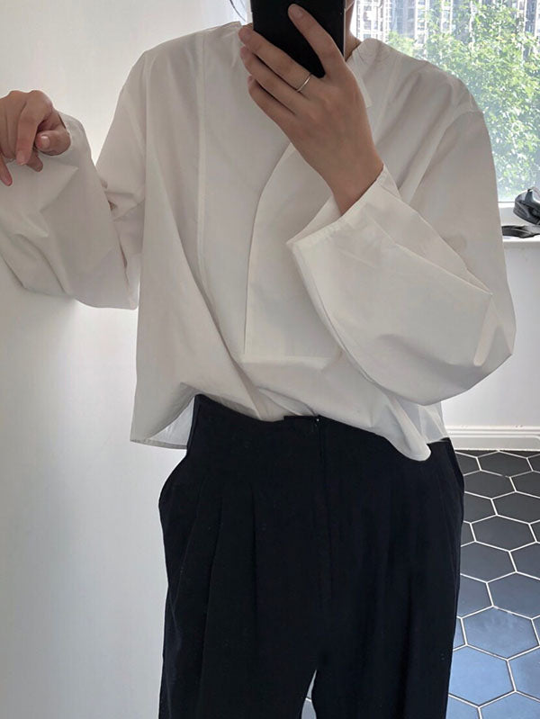 Effortlessly Elegant Shirt with a Timeless Design