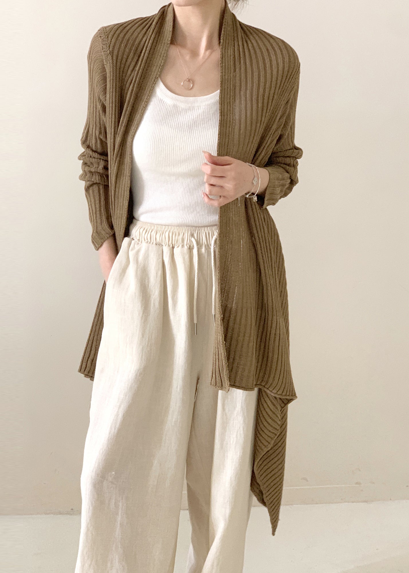 Classic Vintage Cardigan with a Flattering Fit