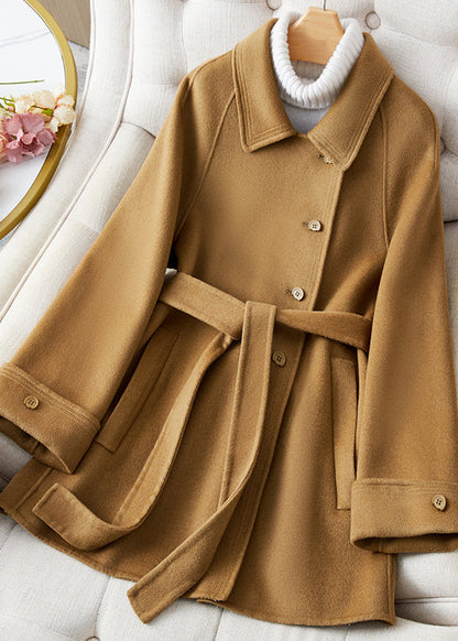 Beautifully Finished Coat in a Timeless Design