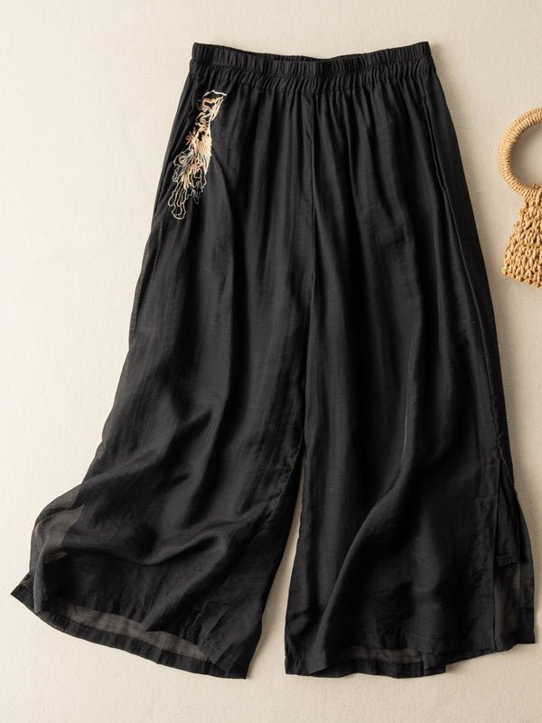 Classic Vintage Pants with a Flattering Fit