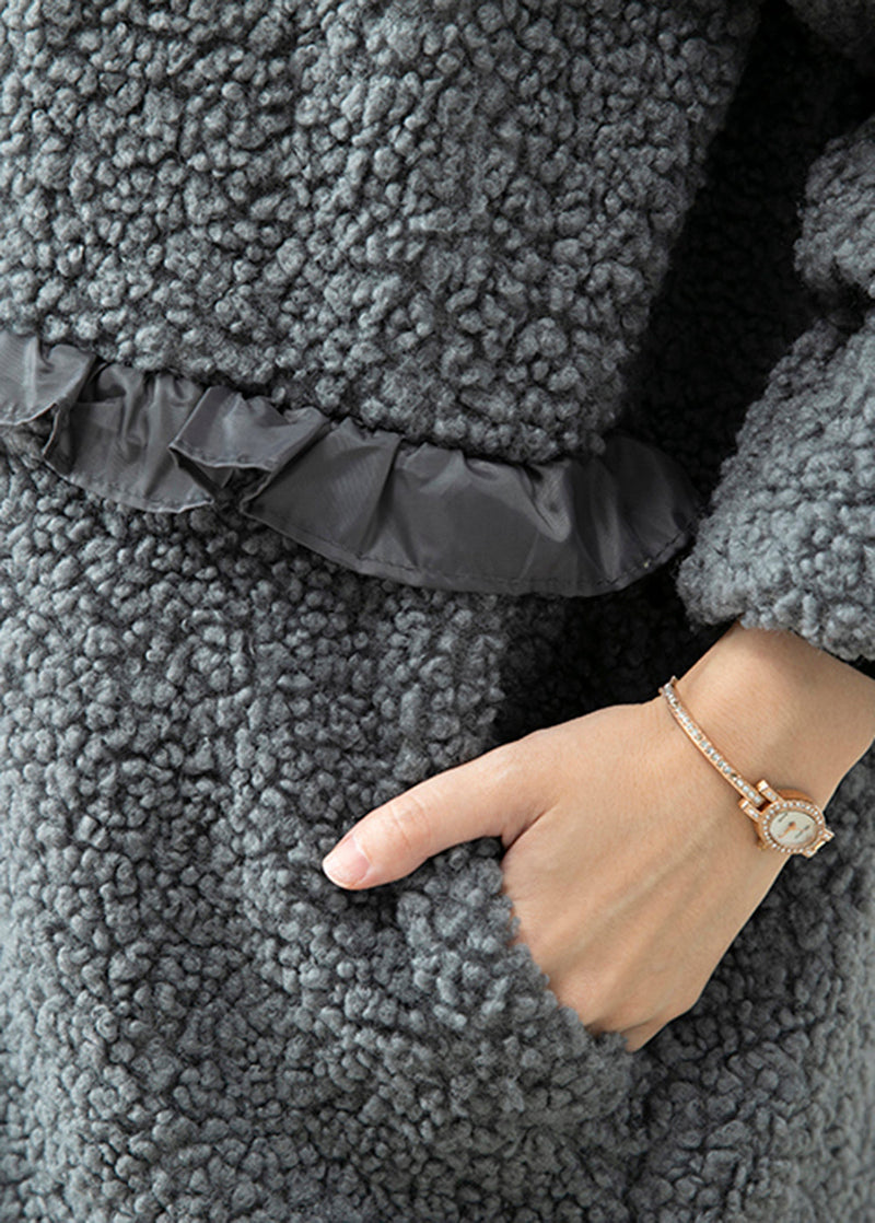 Elegantly Styled Coat for Everyday Wear