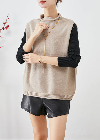 A Vintage Style Top with Delicate Timeless Details