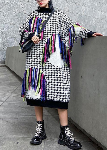 Well Tailored Sweater with a Graceful Silhouette