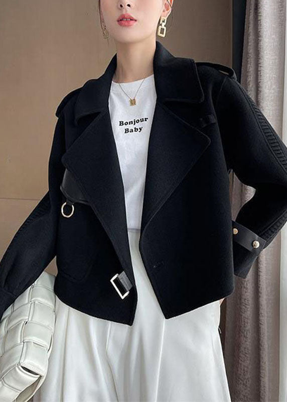 Gracefully Styled Coat for Any Occasion