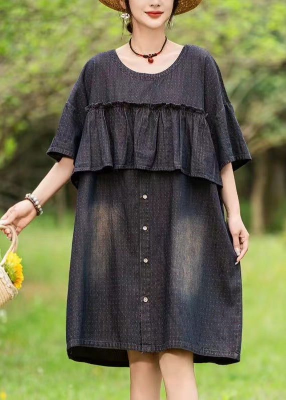Classic Vintage Dress with a Flattering Fit