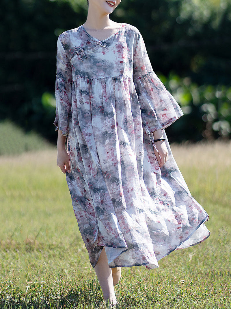 Well Tailored Dress with a Graceful Silhouette