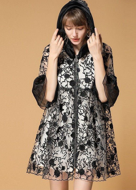 Well Tailored Coat with a Graceful Silhouette