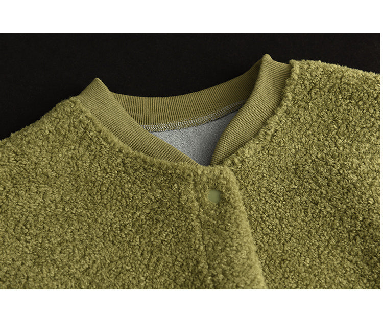 Beautifully Finished Coat in a Timeless Design