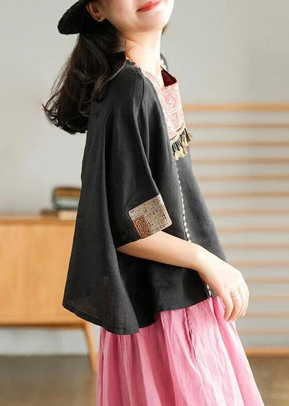 Effortlessly Elegant T-Shirt with a Timeless Design