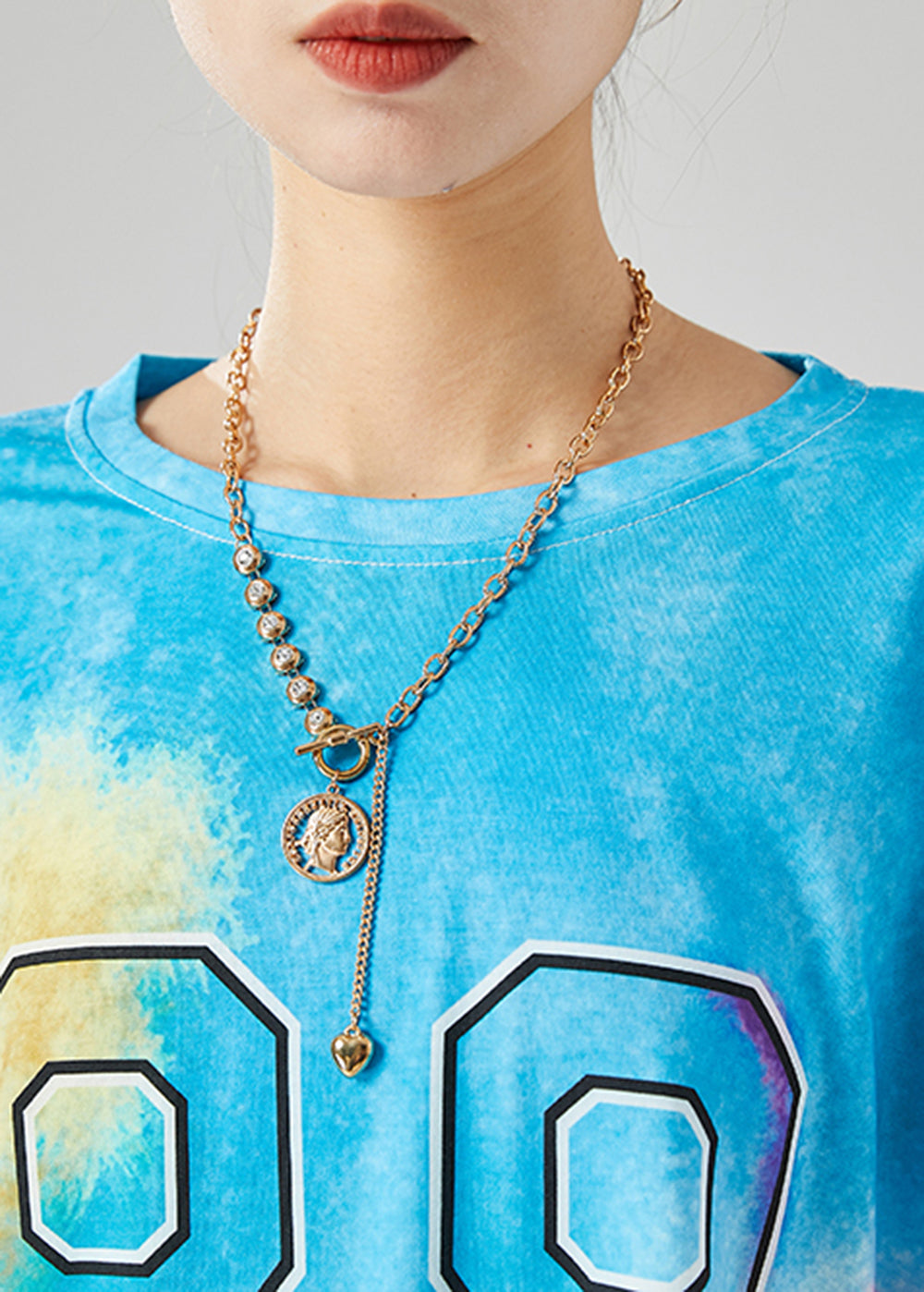Classic Vintage & Enduringly Stylish Top