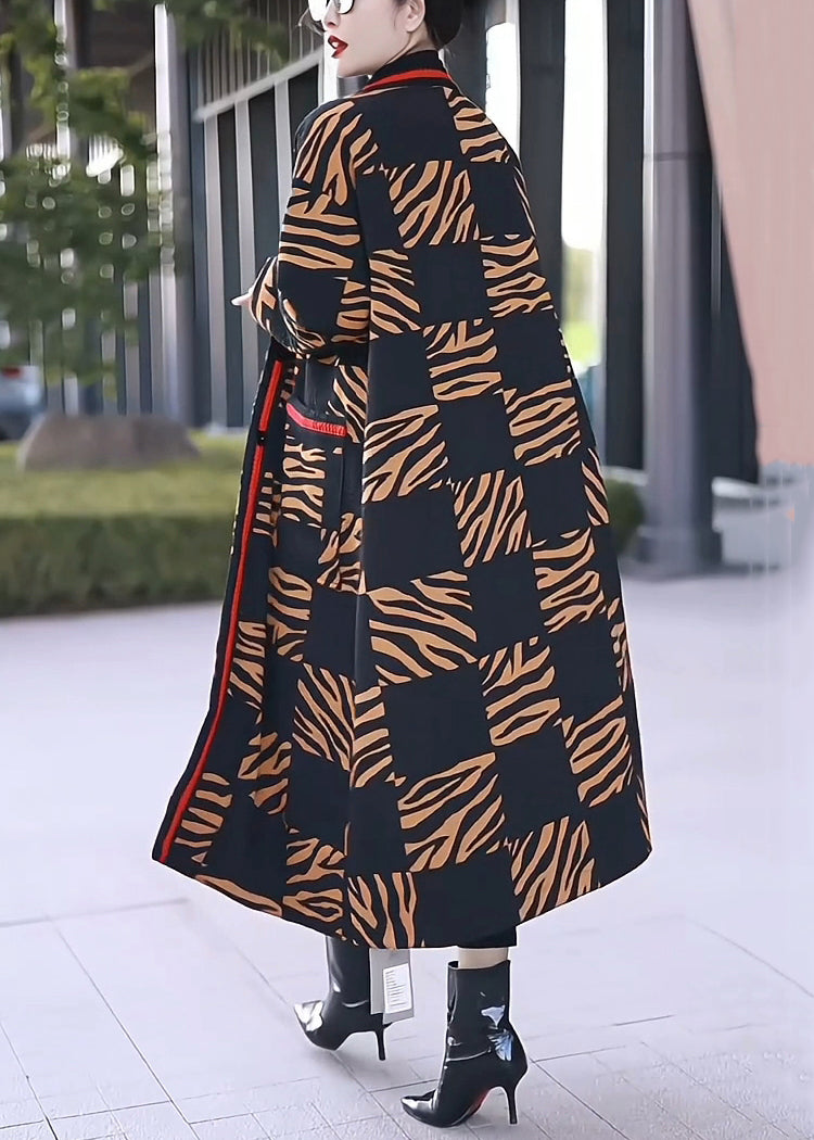 Gracefully Styled Coat for Any Occasion