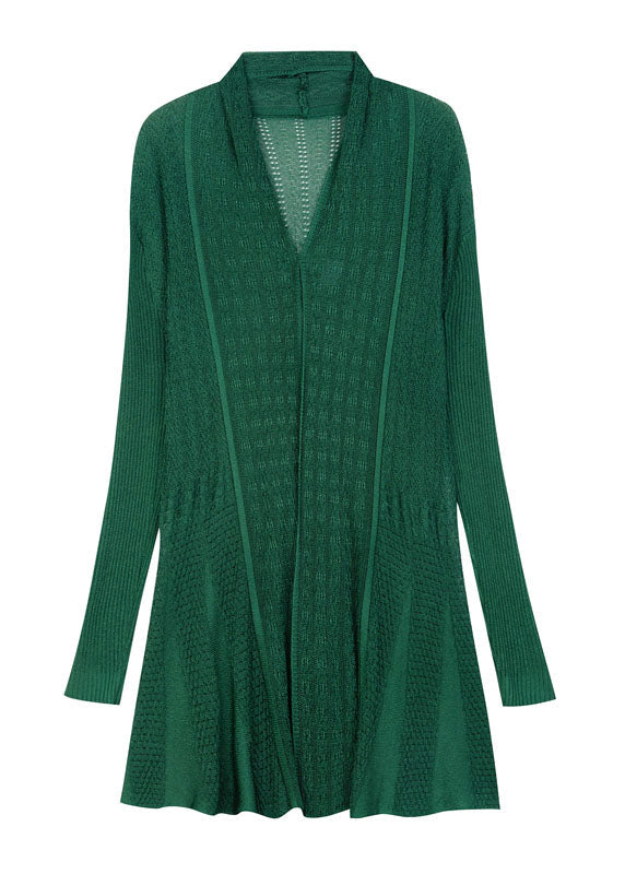 Classic Vintage Cardigan with a Flattering Fit