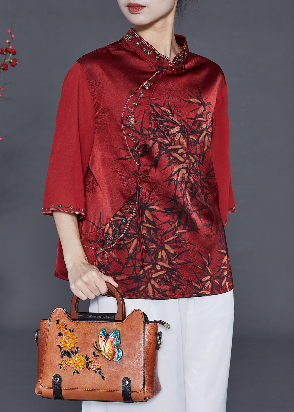 Classic Vintage Shirt with a Flattering Fit